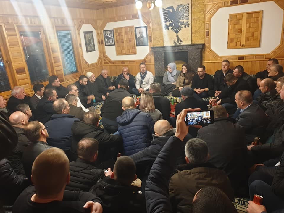 Mbushen odat, Sami Lushtaku: Ne jemi të vetmit që mund ta mbajmë në binarë Kosovën