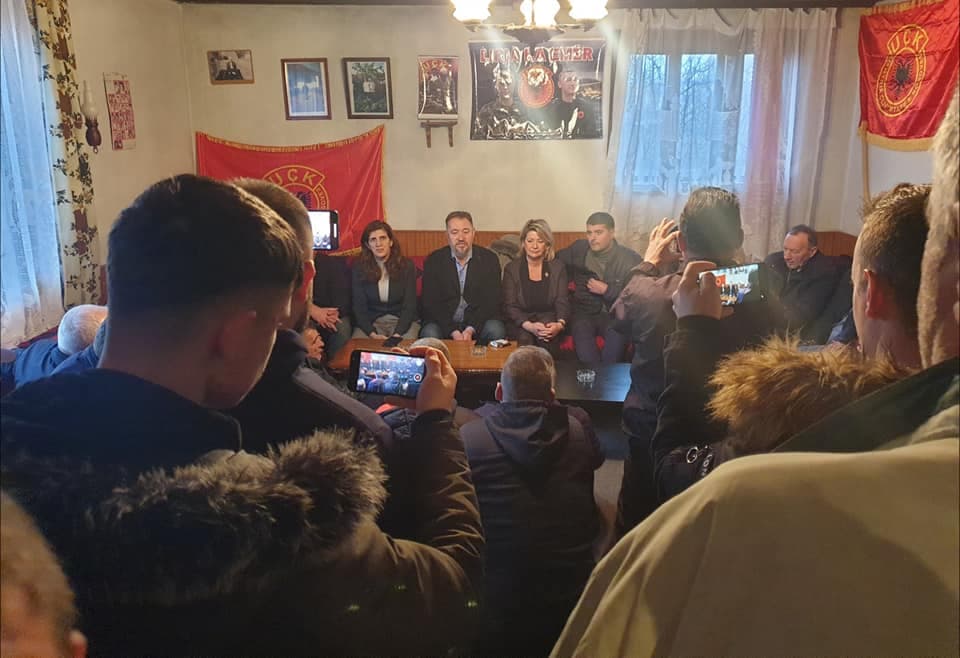 Sami Lushtaku në Vitak të Skenderajt: Jemi të bashkruar për fitoren e PDK-së (FOTO)