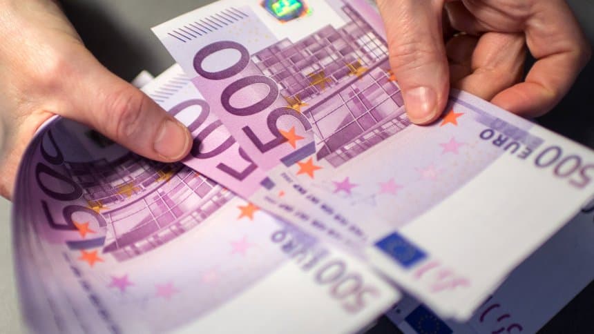 Ja ku mund të fitoni para me thasë. Zbuloni 6 vendet perfekte për të punuar në Europë!