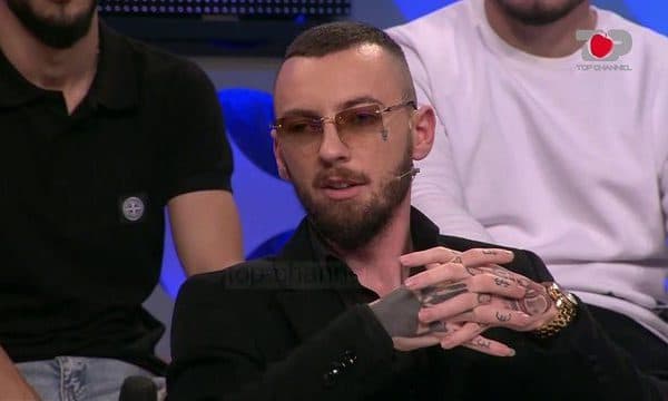 Elvisi ka disa fjalë pas sherrit të mbrëmshëm në emision