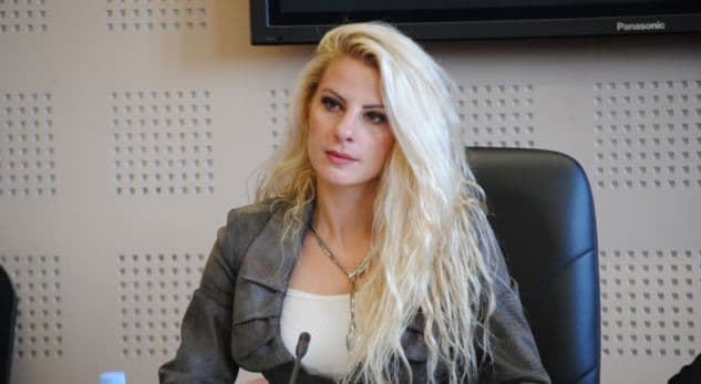 Duda Balje merr gjithmonë vëmendjen, por a ia keni parë vajzën?