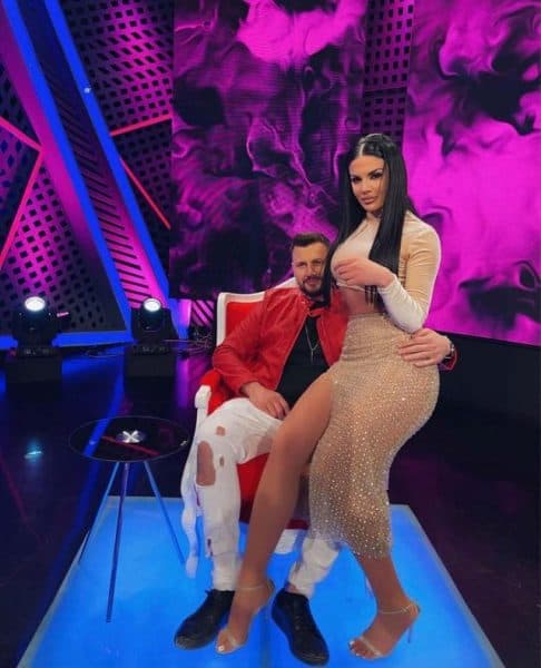Mevlani i zhduk të gjitha fotot me Ledianën nga Instagrami