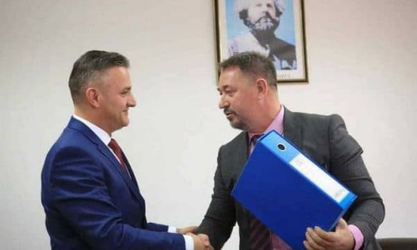 “Sami Lushtaku i fiton zgjedhjet pa balotazh në Skenderaj”