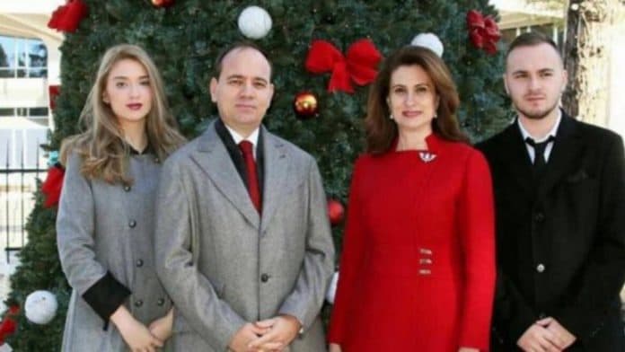 Ish Presidenti Bujar Nishani: Jam dhëndër Kosove gruaja ime vjen nga kjo familje njohur Kosovare!