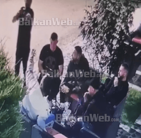 Video ekskluzive/ Ky është momenti i vrasjes së 27-vjeçarit në Tiranë, autori i drejton armën, viktima ngre dorën