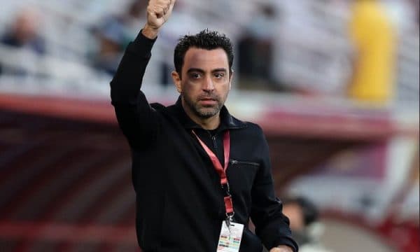 Xavi arrin në Barcelonë