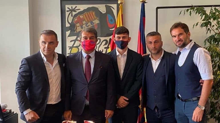 Ylli 18-vjeçar shkon tek Barcelona, një shqiptar bën të mundur transferimin