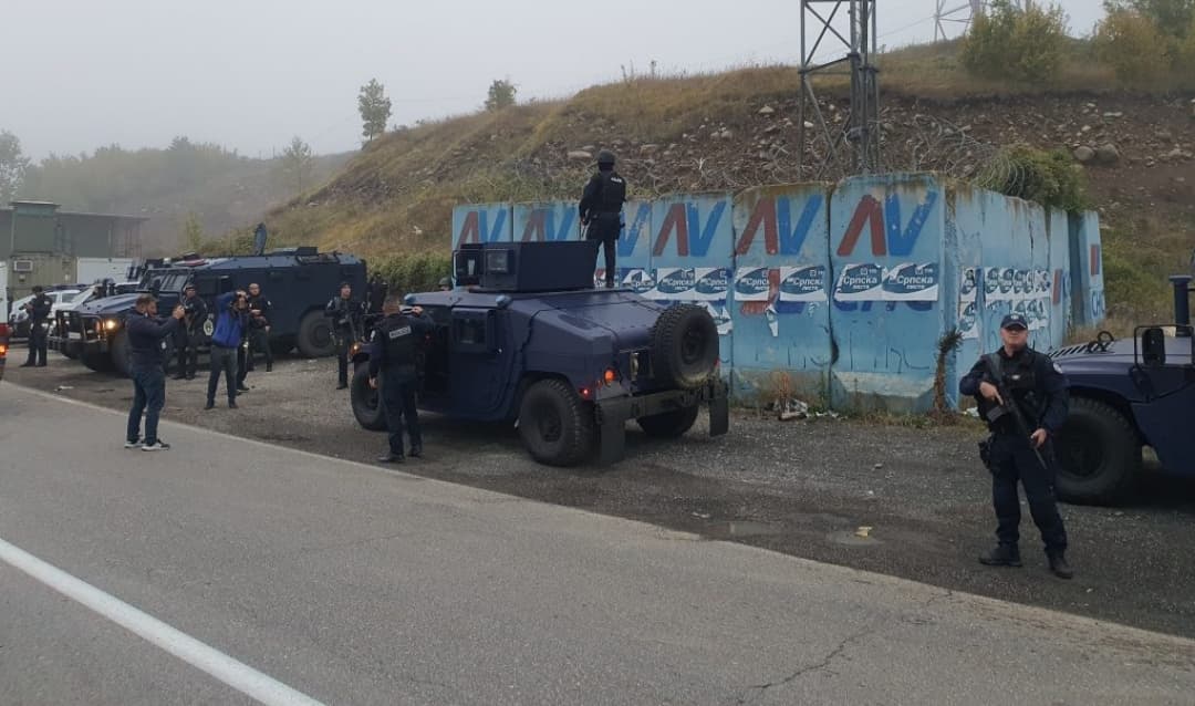 Njësia Speciale ia mësynë veriut, nga sot nuk kalon askush me targa KS
