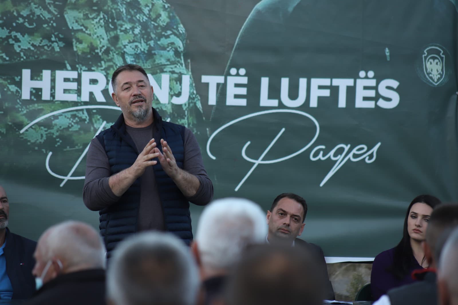 Sami Lushtaku e Fadil Nura: Qytetarët e Skenderajt nuk pranojnë të përqahen, mbesin besnik ndaj PDK-së (FOTO)
