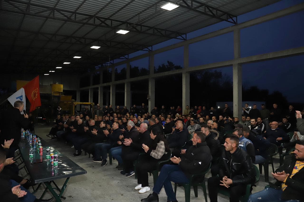 Sami Lushtaku: Vetëvendosje synon ta thyej PDK -n në Skenderaj përmes Bekimit (FOTO)