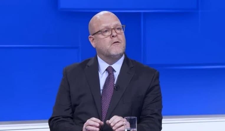 Ambasadori amerikan: Askush s’është i interesuar për Republika Srpska në Kosovë