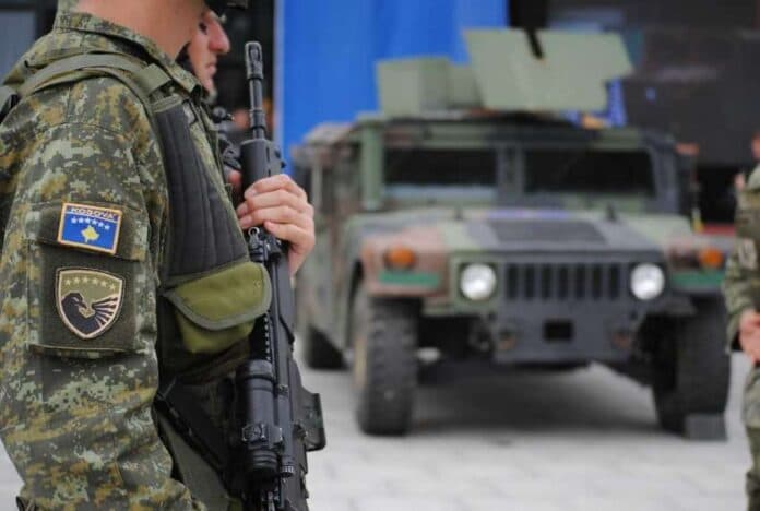 Vdes nënoficeri i lartë i FSK-së