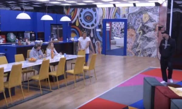 Çfarë po ndodh në “Big Brother”, Donaldi e bën gati valixhen