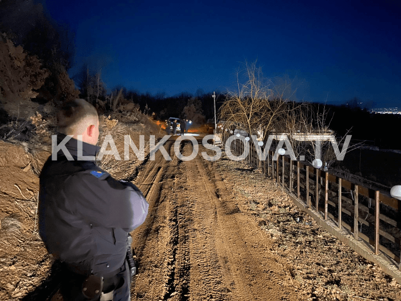 Pamje nga vendi i ngjarjes ku dyshohet se u vra një polic (FOTO)