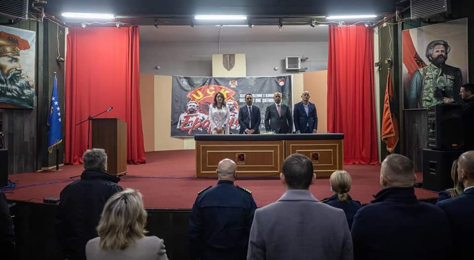 Epopeja e UÇK-s, i bën bashkë dy komunat e Drenicës, mbajnë mbledhje të përbashkët në Drenas ( FOTO)
