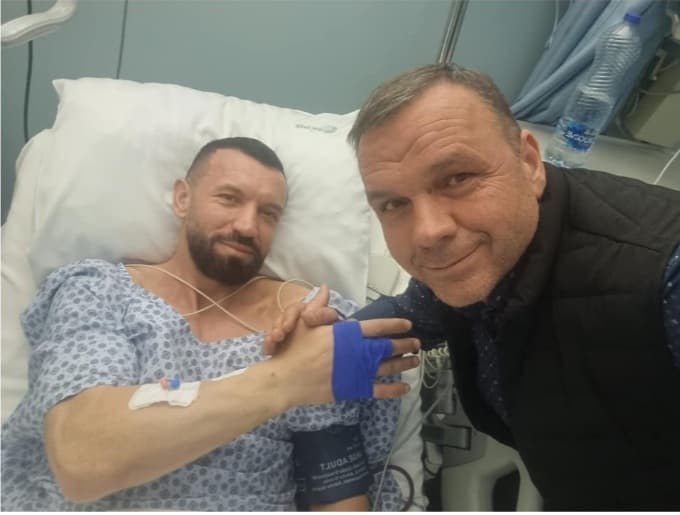 Bekim Shyti heq copat e granatës 23 vjet pas luftës
