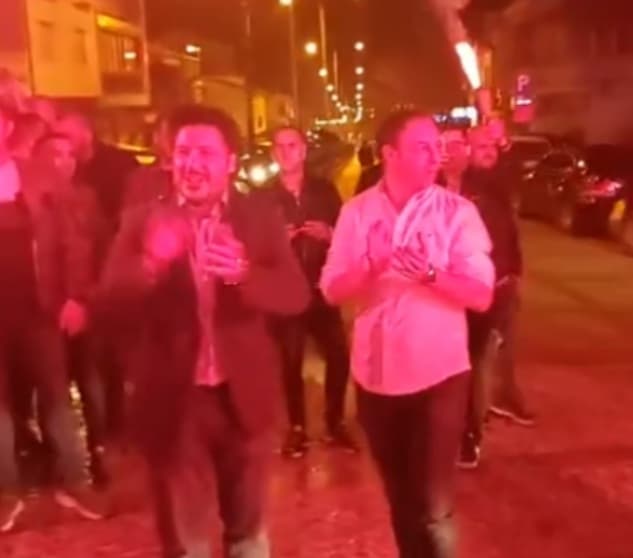Featured image for Abazoviq feston me fishekzjarre në Ulqin: Omer Bajraktari kryetar i ri