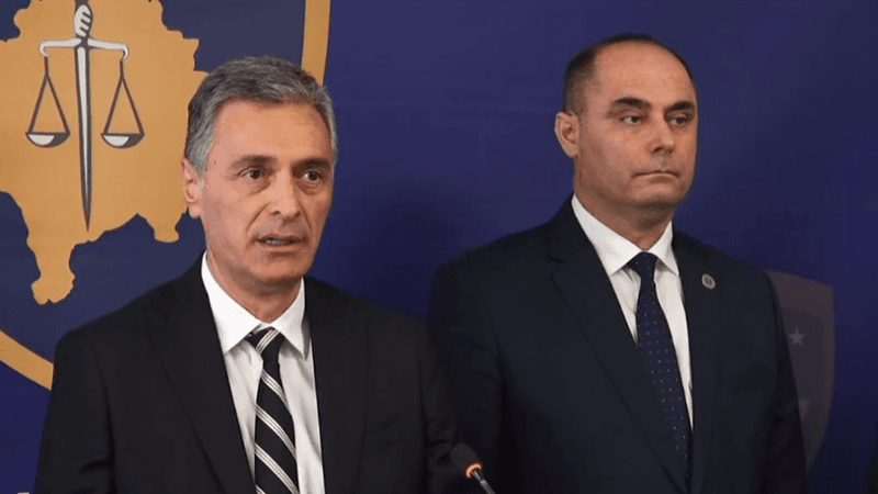 Lumezi jep detaje për operacionin ‘Pika’ ku u arrestuan 50 zyrtarë