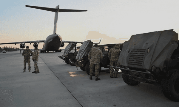 Spanja dërgon 10 aeroplanë me armatim në Ukrainë