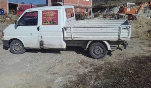 Featured image for Hajnat e vjedhin kombin në këtë fshat të Drenicës, pronari ka një lutje