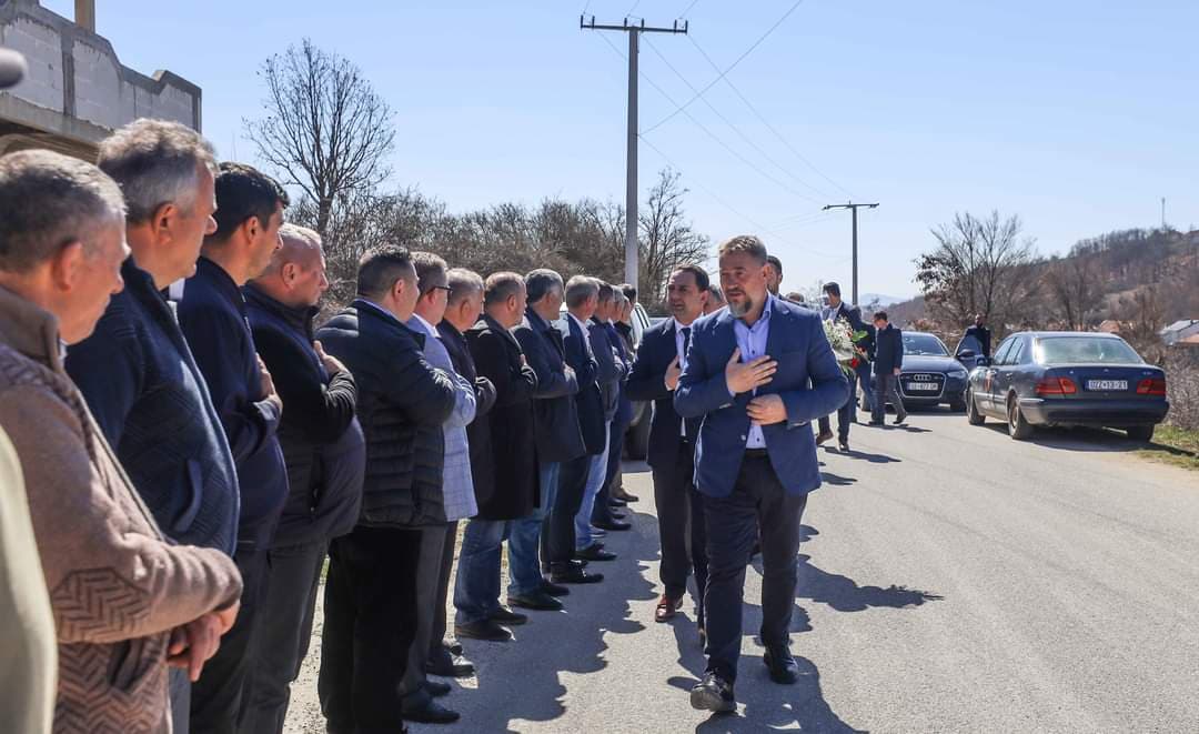 Skenderaj, përkujtohen 17 martirët e fshati Kuçicë