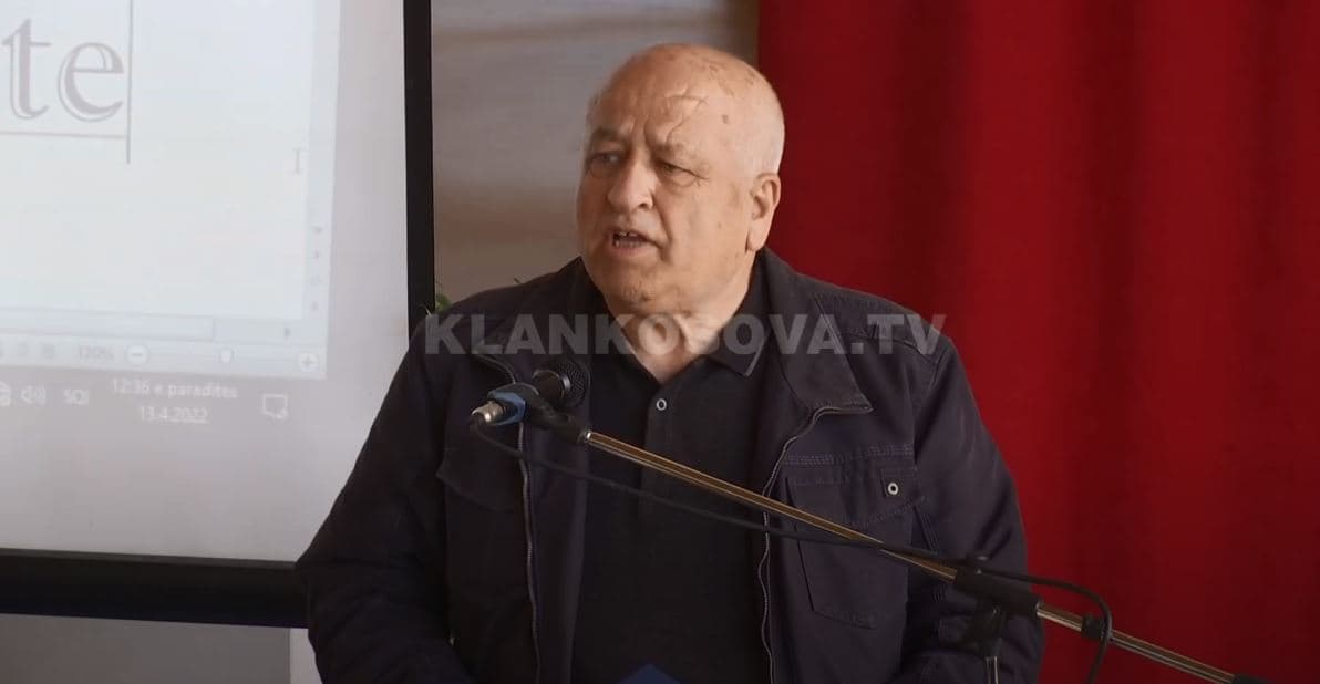 Mësuesi i presidentes thotë se bëhej gati 2 orë kur kishte mësim me Vjosën (VIDEO)