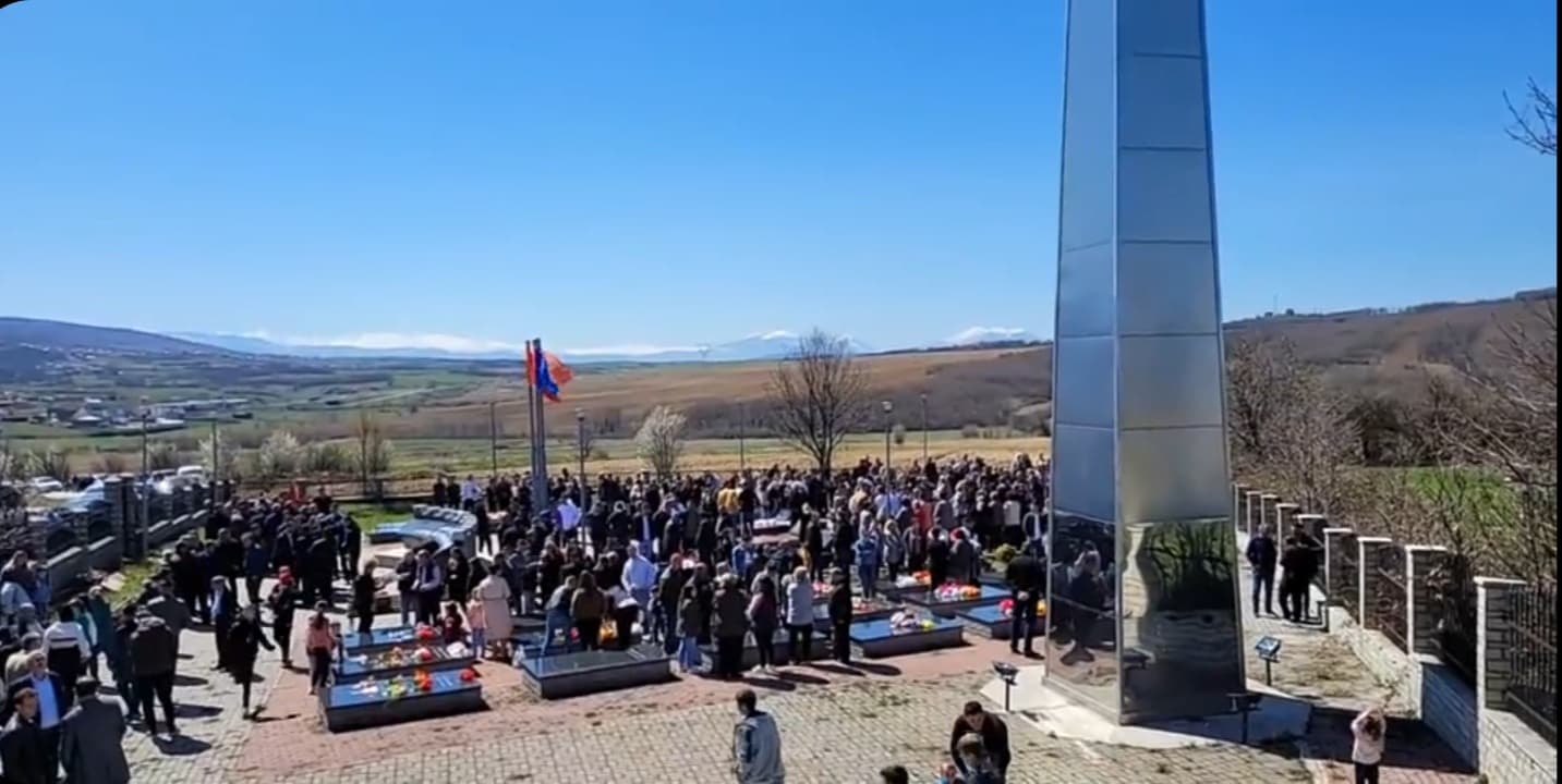 Tri ditë pasi erdhi në jetë e vranë forcat serbe në Negroc