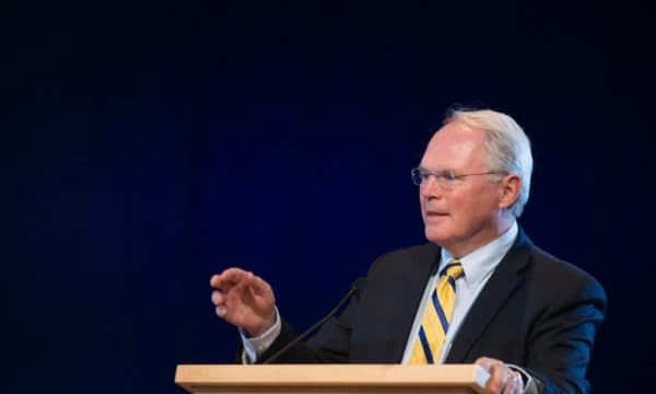 Hill për Gjuriqin: Kënaqësi ta shohësh një ambasador të shkëlqyer të një vendi mik në takim me Bidenin