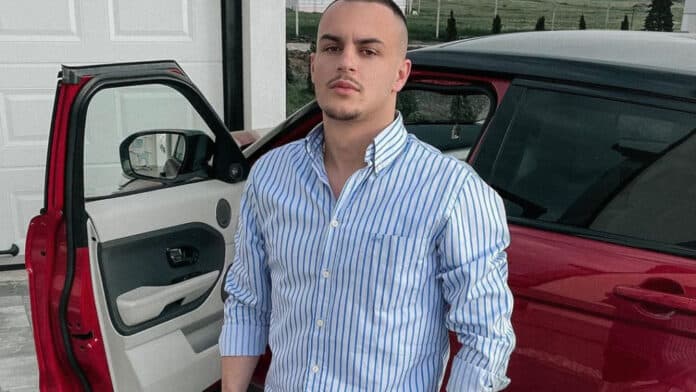 Don Xhoni shfaq jetën e tij luksoze në Drenicë