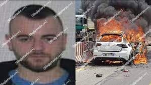 Me këmbët e gjymtuara, momenti kur 27-vjeçari Aleksandër Sadikaj del nga makina pasi iu vu tritoli