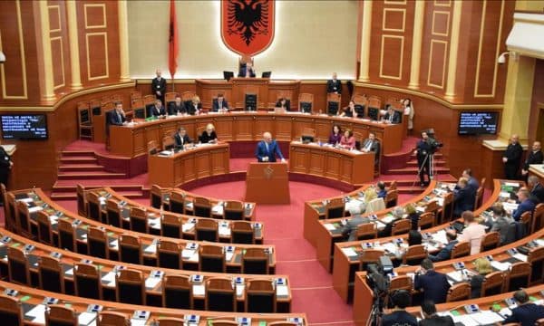 Ky është kandidati për President të Shqipërisë, sigurisht kurrë s’e keni dëgjuar emrin e tij
