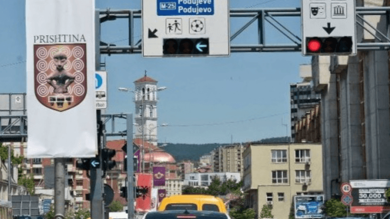 S’ka më vozitje të çmendur, Prishtina do bëhet me semaforë që masin shpejtësinë e veturave