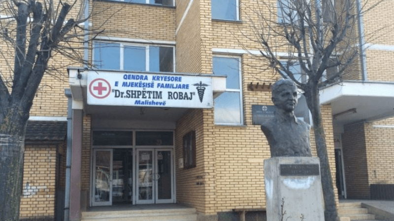 Ndërron jetë një 40 vjeçar në Malishevë, fëmija 6 vjeçar kërkoi ndihmë për ta shpëtuar