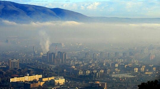 Prishtina renditet e 24-ta në botë për ndotje të ajrit