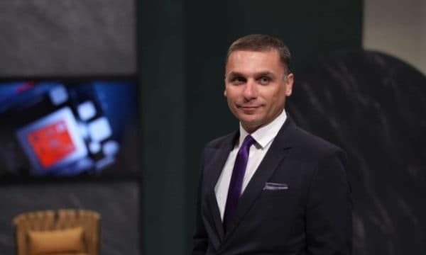 Kelmendi i reagon Gërvallës: Flet me “argumente” të Serbisë
