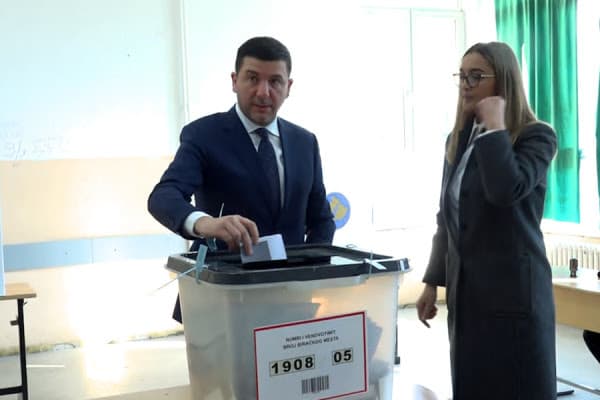 Kryetari i PDK-së, Krasniqi: Ditë e rëndësishme për qytetarët dhe demokracinë