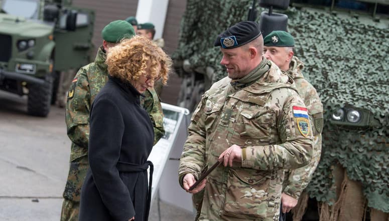 Zv.Sekretarja e NATO-s: Të rreme pretendimet për largimin e trupave amerikane nga KFOR-i