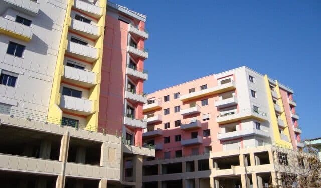 Tre muajt e parë të 2025 më pak leje ndërtimi, vlera e investimit rritet me 47.6%, kryeson Tirana