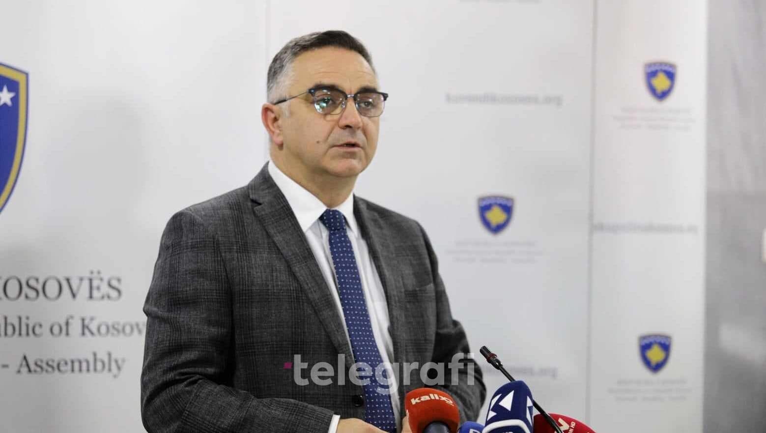 Tahiri: Nga bllokada politike po përfiton vetëm Qeveria, opozita s’mund të heshtë më