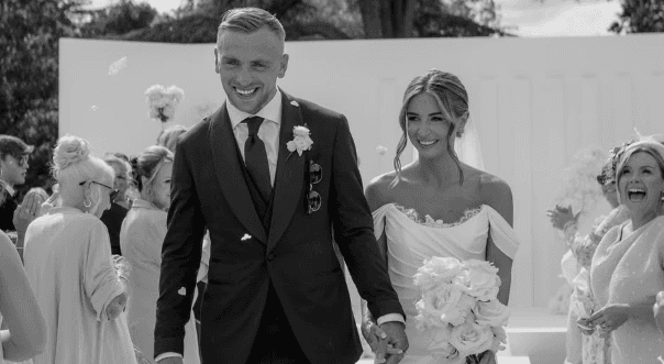 Brenda dasmës luksoze të Dani Dyer me futbollistin Jarrod Bowen – vetëm fustani i kushtoi mbi 10 mijë euro