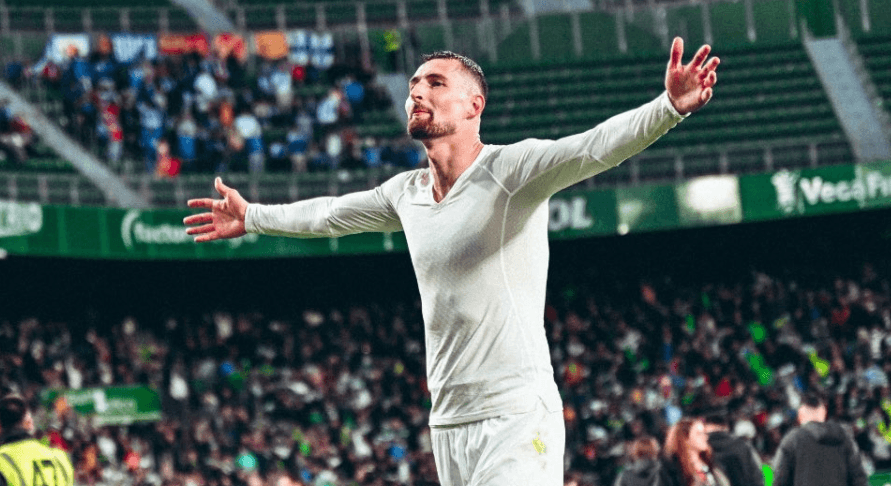 Elche siguron rikthimin në La Liga, Elbasan Rashani pjesë e suksesit