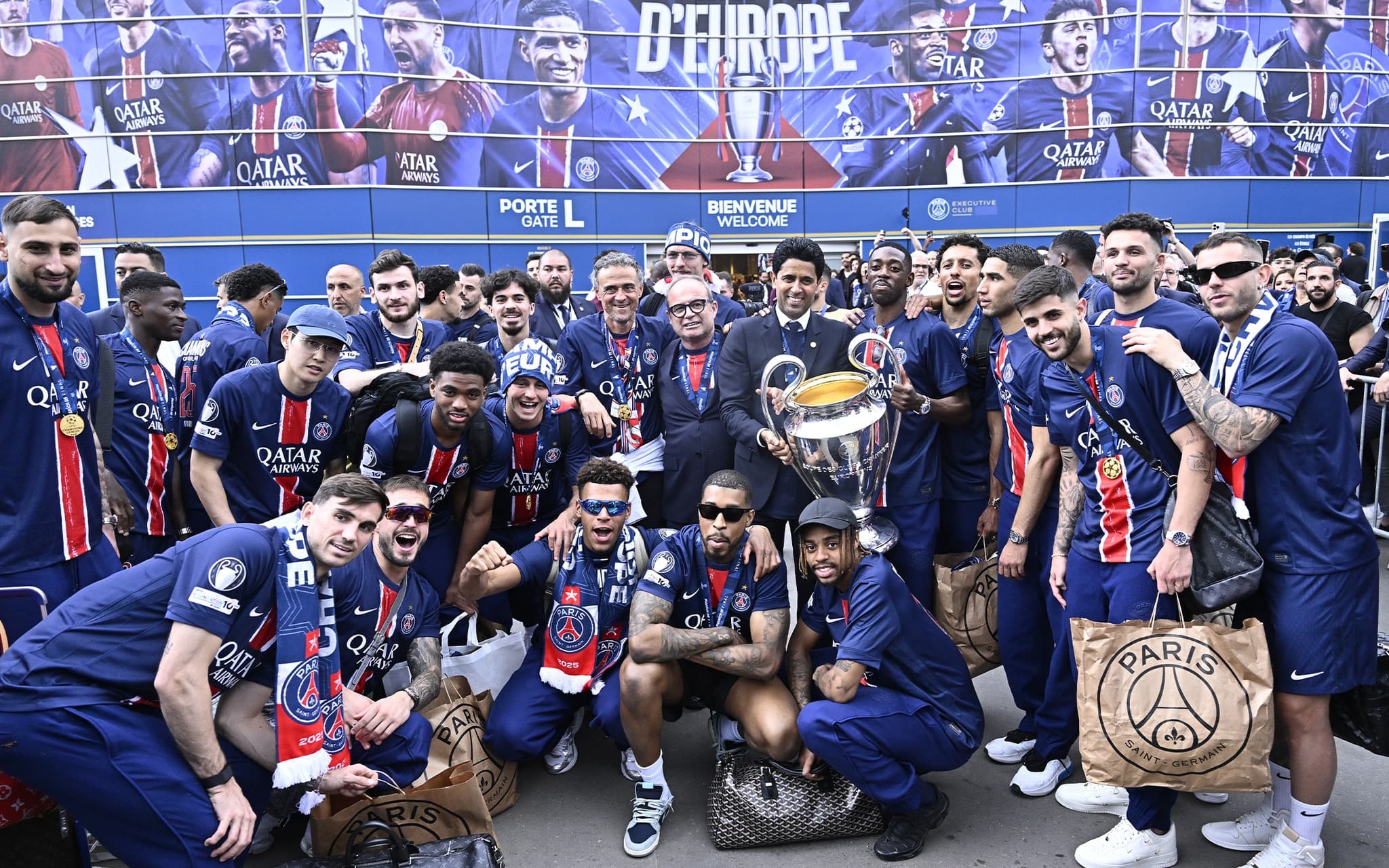 PSG nxjerr në shitje dy sulmuesit e tyre