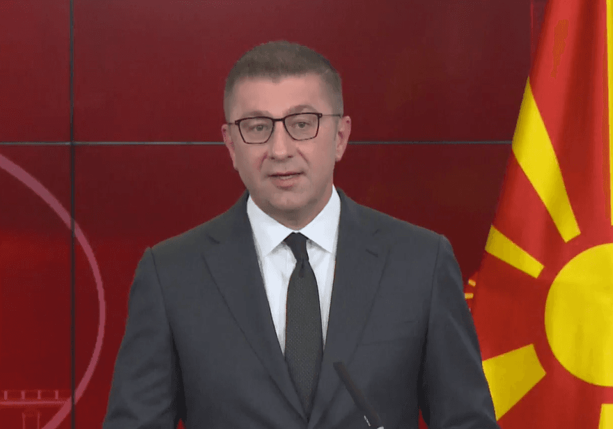Mickoski: Mbështesim idenë për një njësi zgjedhore, me të drejtë vote edhe për diasporën