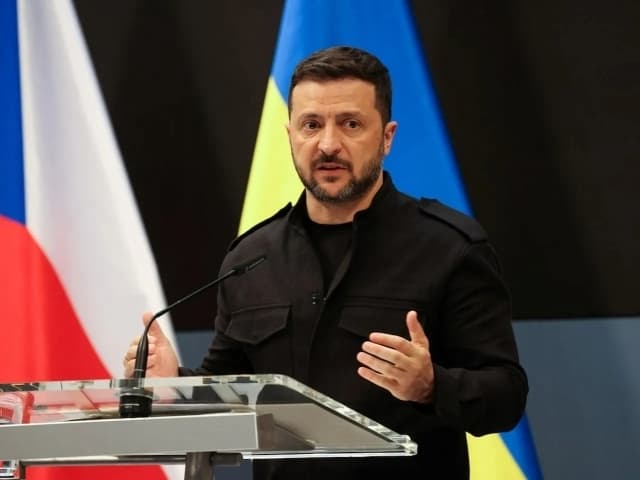 Zelensky vendos sanksione ndaj pesë kompanive kineze