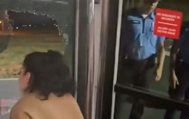 Udhëtarët shqiptarë bllokohen në Aeroportin e Beogradit: “Po vdesim këtu”