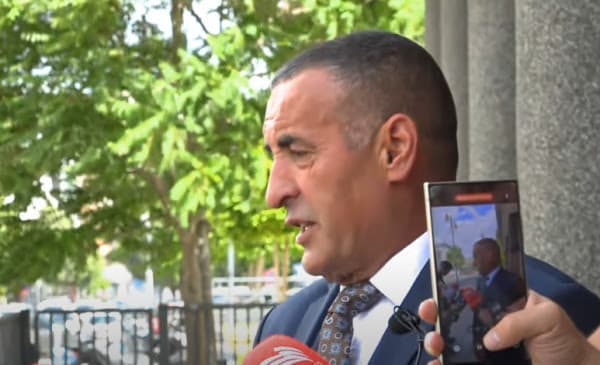 Brahimaj: Nuk e votojë në asnjë rrethanë Albulena Haxhiun për kryeparlamentare