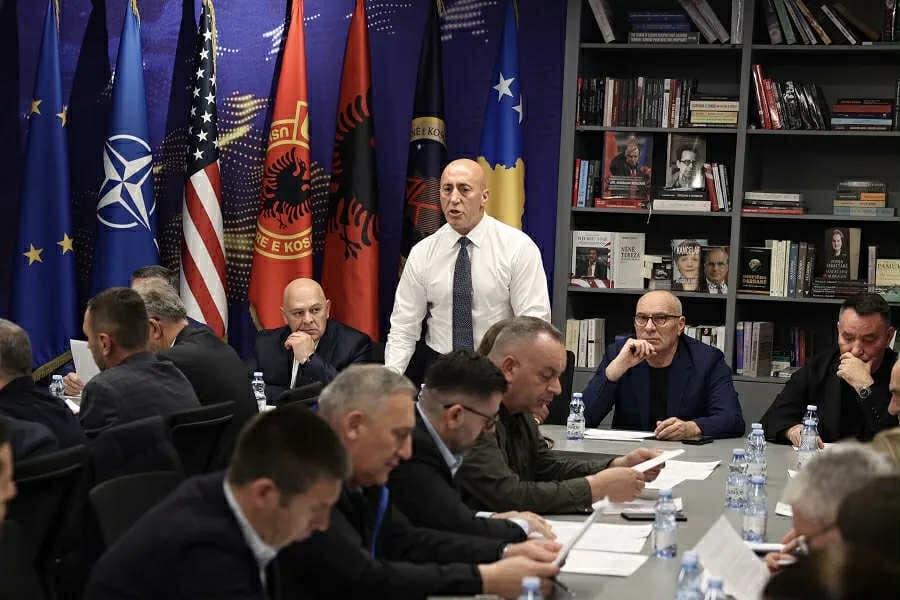 AAK mbledh Këshillin e Përgjithshëm, kompleton kandidaturat për kryetarë komunash