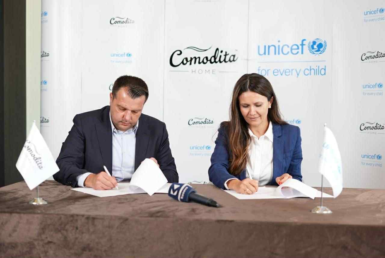 UNICEF dhe Comodita nënshkruajnë partneritet për fëmijët në Kosovë dhe Shqipëri