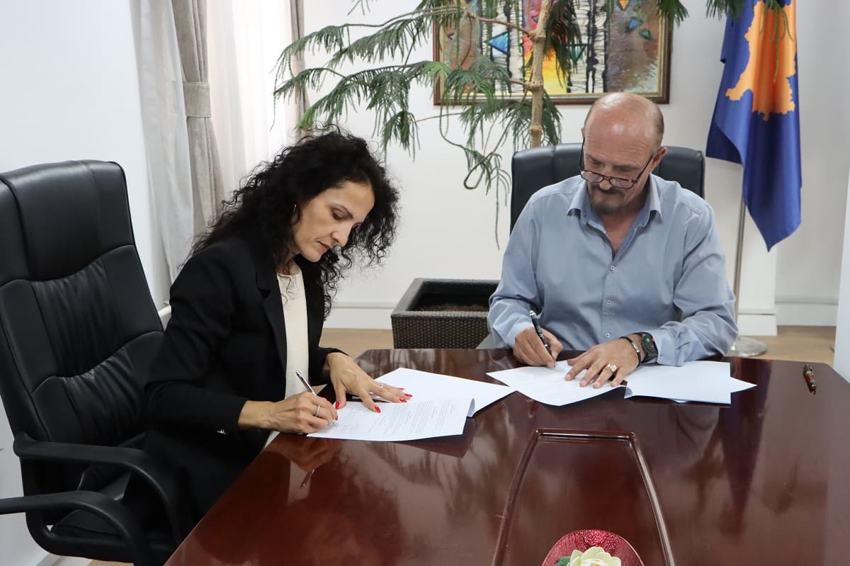 Marrëveshje bashkëpunimi mes BKK-së dhe Agjencisë Shtetërore të Arkivave