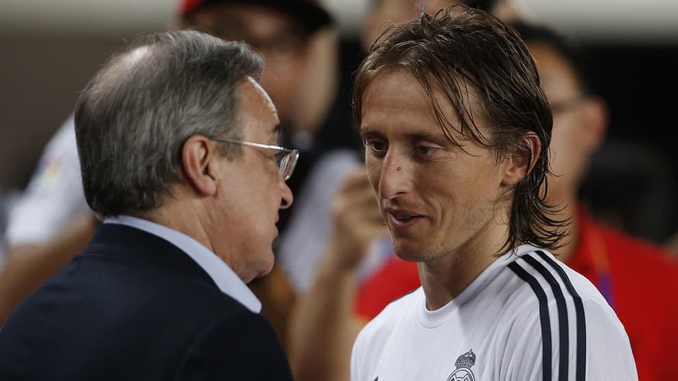 “Nuk e kisha parë kurrë presidentin të qante” – Modric flet për emocionet pas largimit nga Real Madrid